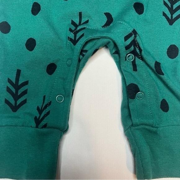 Set of Two Baby Cat & Jack Long Sleeve Jumpsuits in Size Newborn - Picture 6 of 16